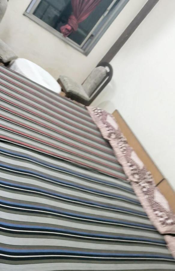 Gandhi Ganaga Guest House Varanasi Exterior foto