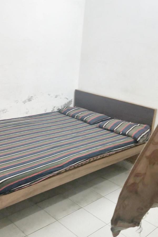 Gandhi Ganaga Guest House Varanasi Exterior foto